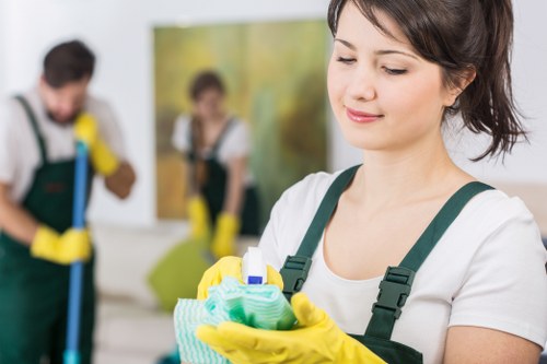 Local move in cleaning service in Watford for homes and commercial spaces