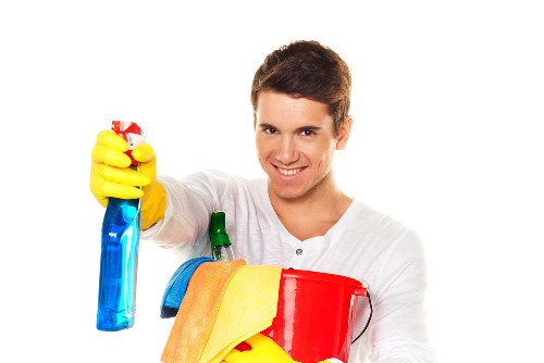 Kitchen deep cleaning for a move-out in Watford